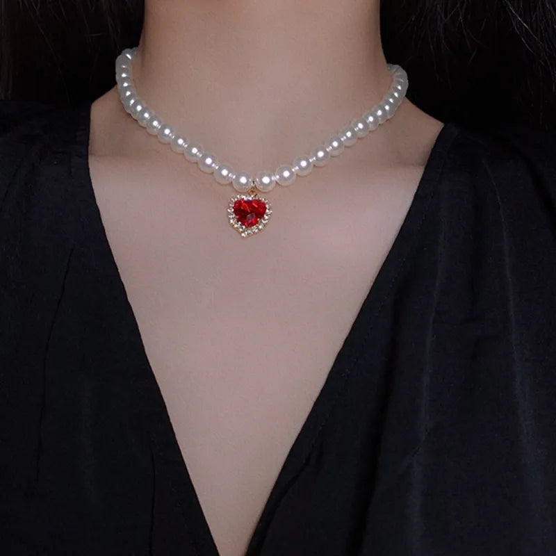The Pearl - Necklace