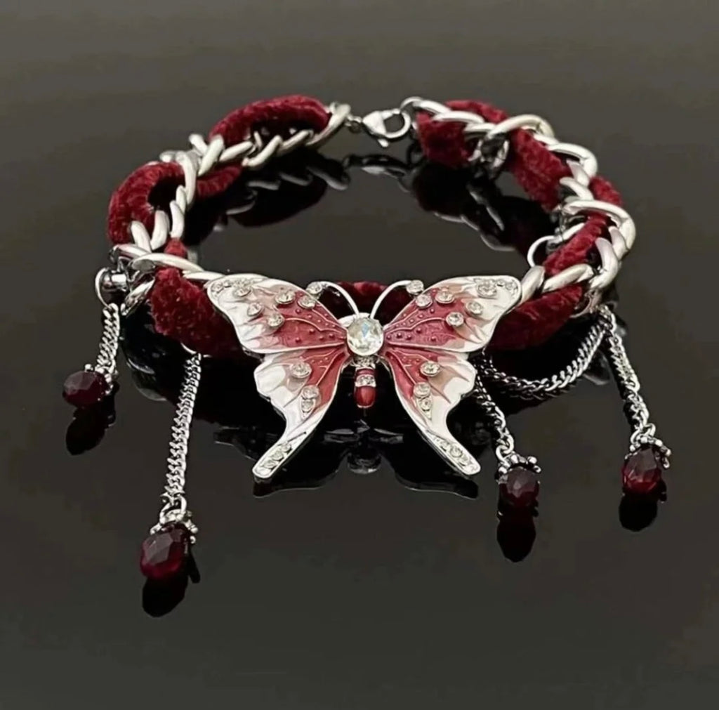 Flying Red - Choker Necklace