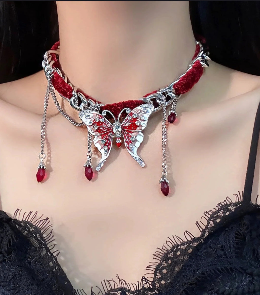 Flying Red - Choker Necklace