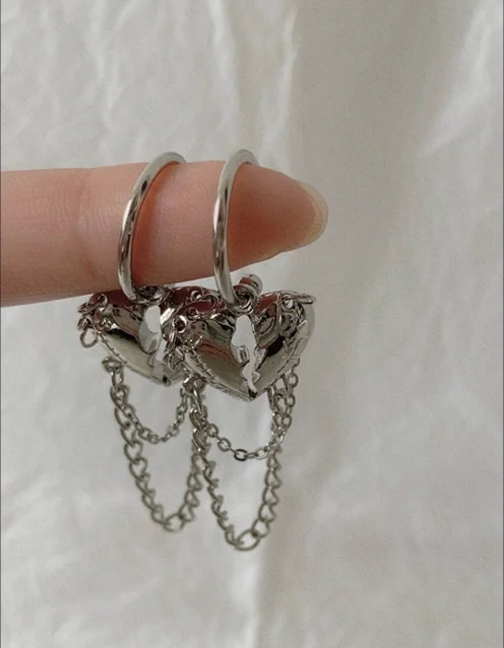 Heart Break - Earrings