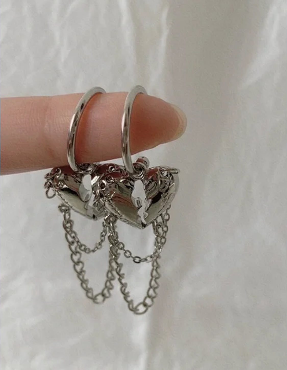 Heart Break - Earrings