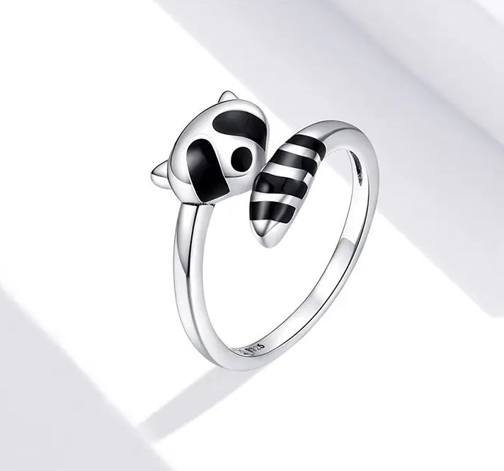 Raccoon- Finger Ring