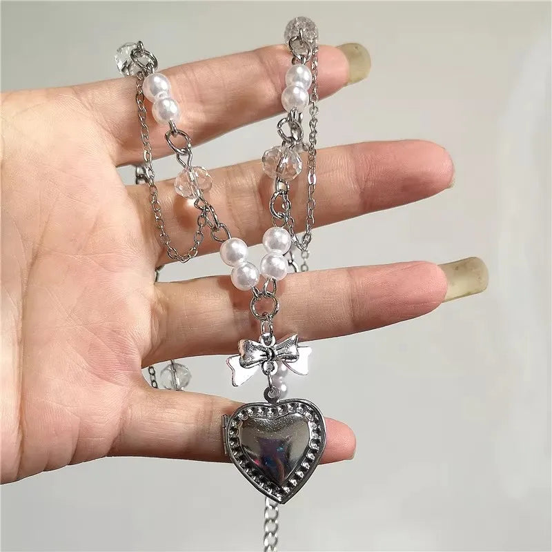 Nostalgia Keeper Heart Locket