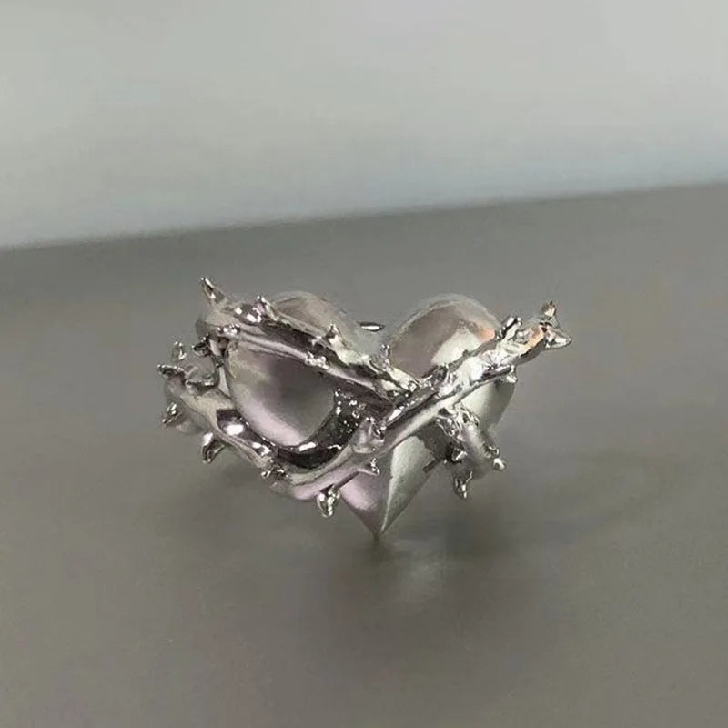Heartbreak - Vintage Ring