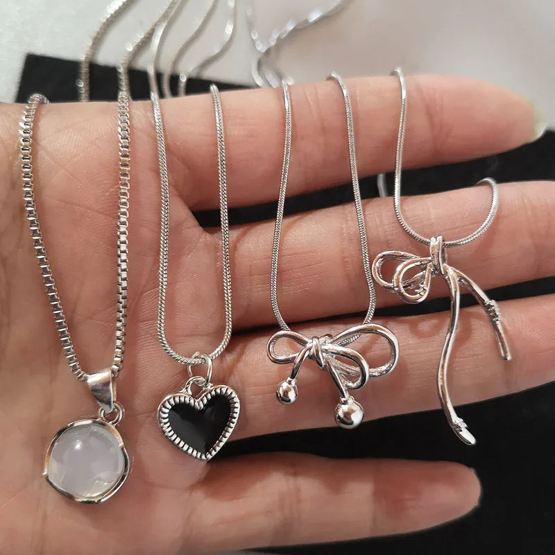Pretty Girl - Necklace