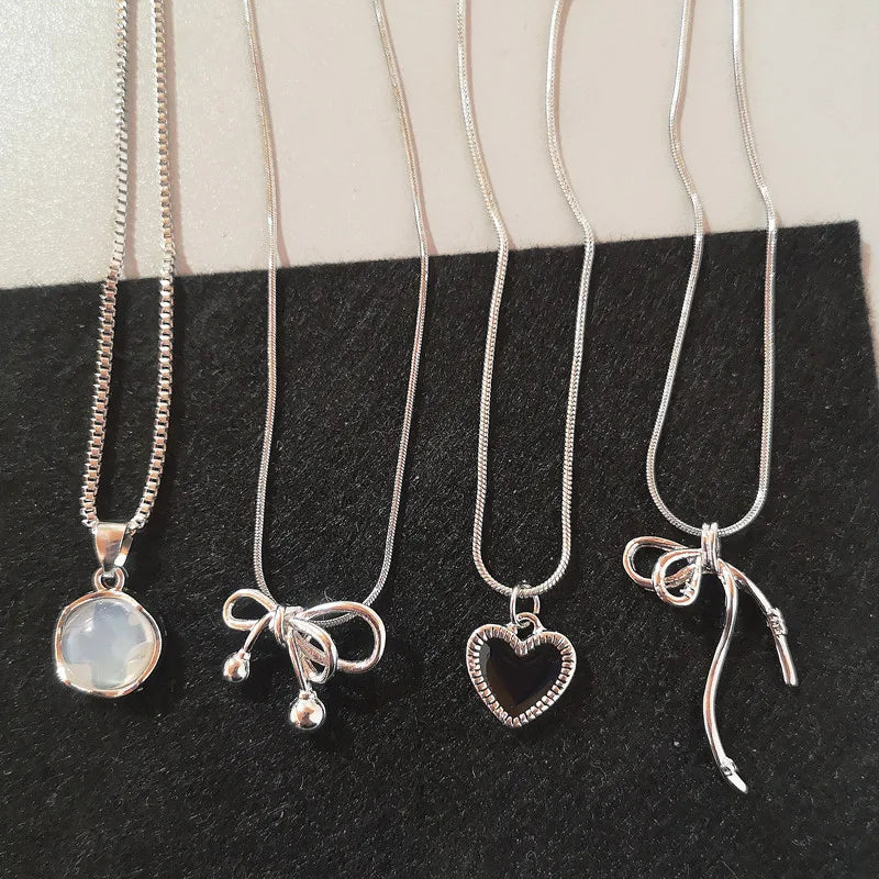 Pretty Girl - Necklace